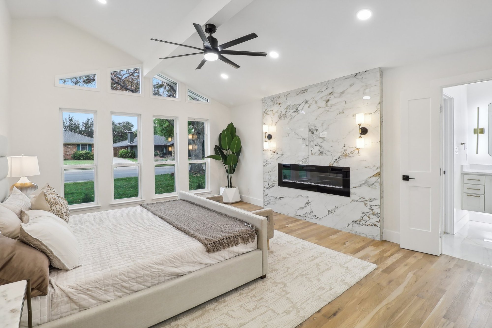 S Surrey Dr — Master Suite